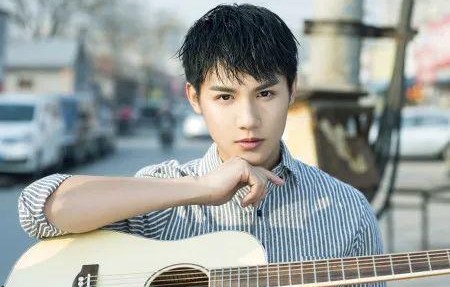 娱乐吃瓜郑业成微博,娱乐圈幕后故事大揭秘