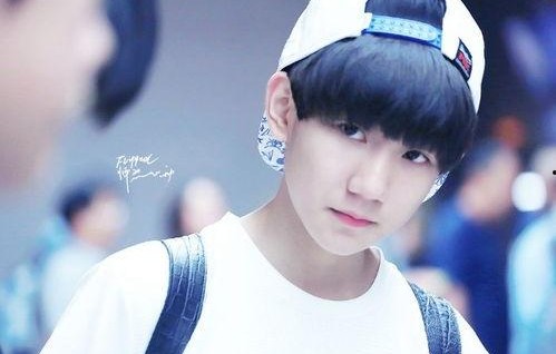 王源娱乐圈吃瓜爆料视频,揭秘明星幕后故事